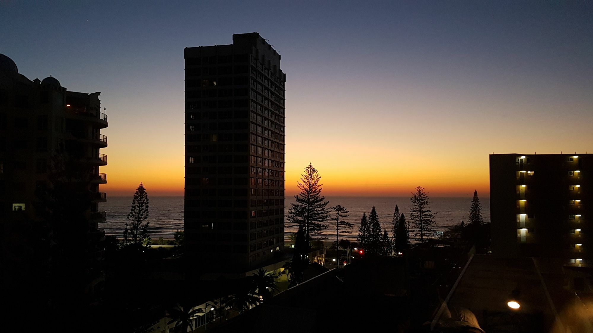 Monte Carlo Apartamento Surfers Paradise Exterior foto